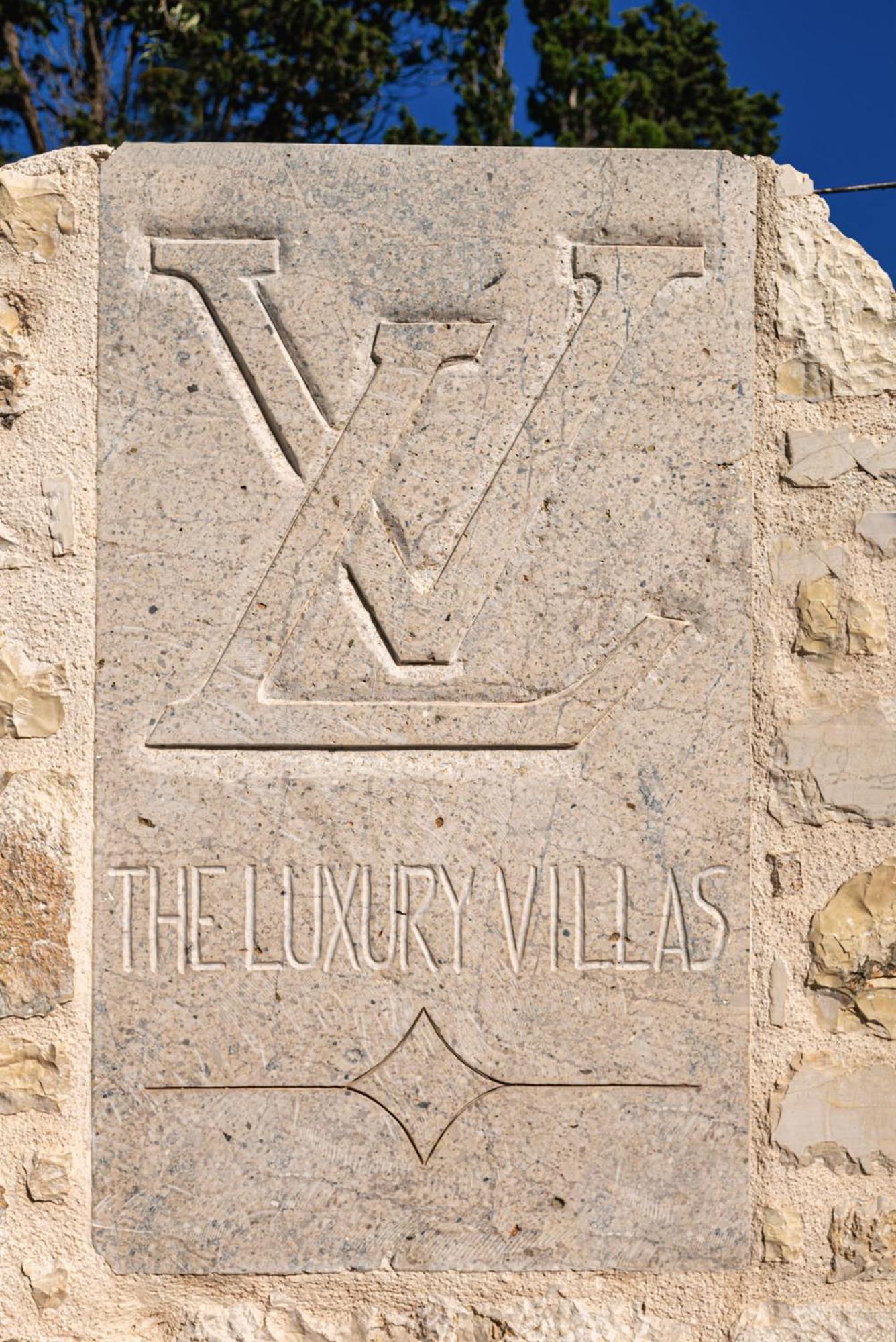 Theluxuryvillas เปรเวซา ภายนอก รูปภาพ
